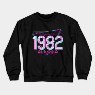Born In 1982 Throwback Birthday Crewneck Sweatshirt